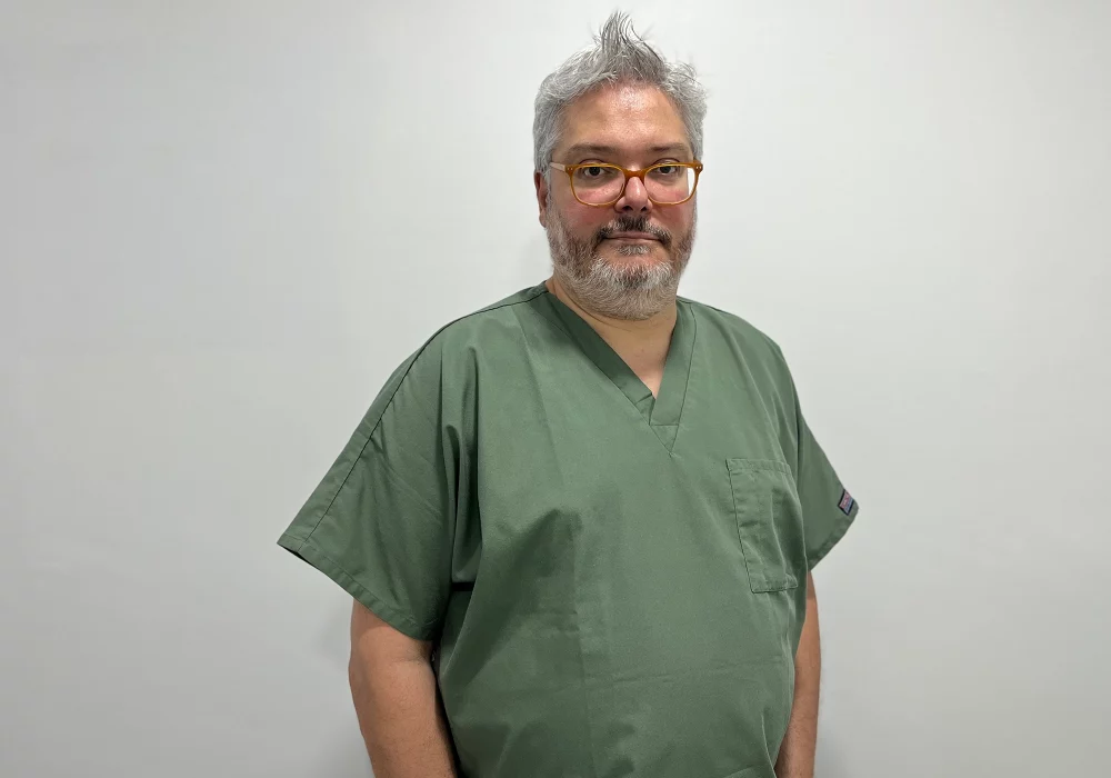 Dr. Eugenio Diz médico en servicio de Ginecología y obstetricia Clínica IMIF