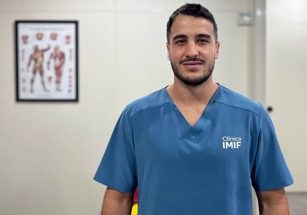 Andrés Valencia del servicio de Fisioterapia Clínica IMIF